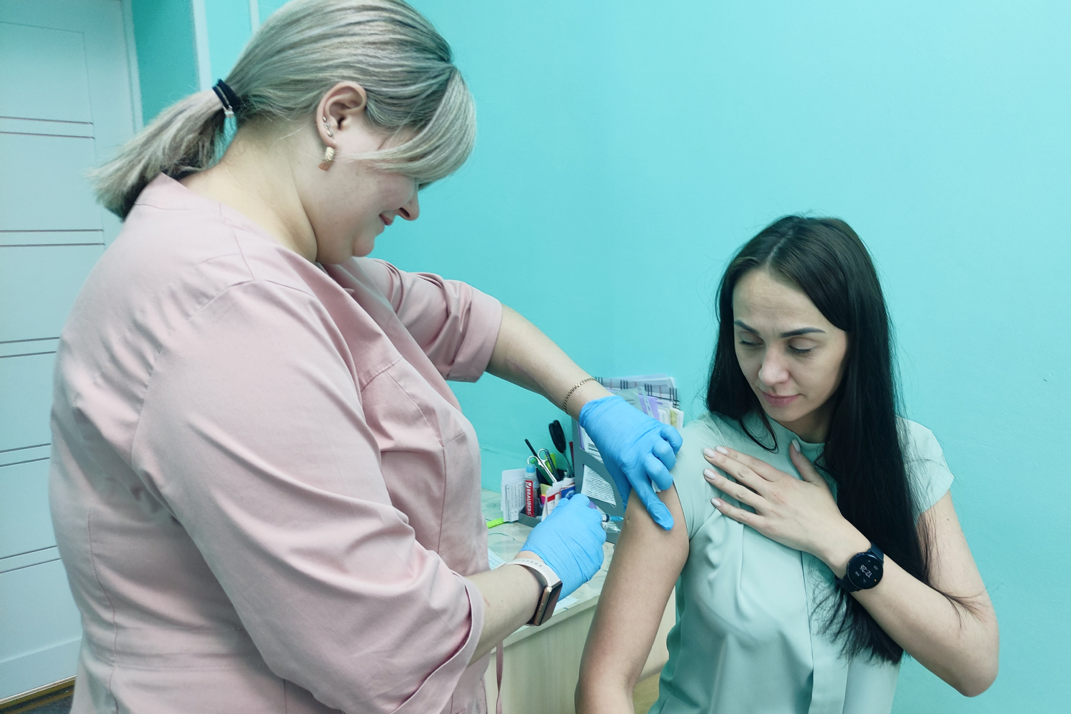 На разрезе Пермяковский идет бесплатная вакцинация против клещевого энцефалита. Разрез Пермяковский